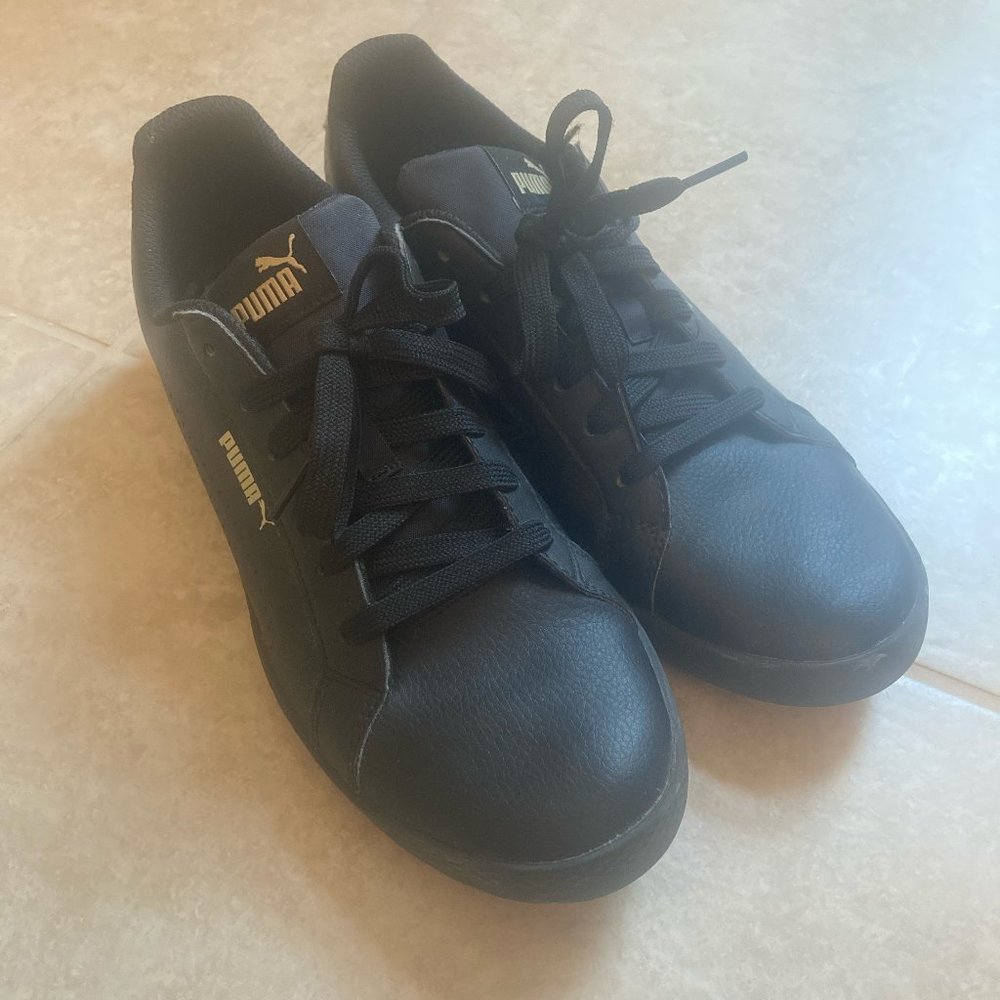 Puma | Black Sneakers | Size W 8